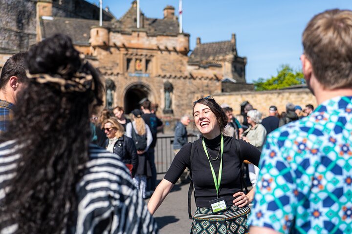 Edinburgh Castle Guided Walking Tour – Entry Tickets included