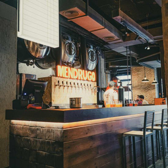 Cena completa para 2 en Mendrugo con cerveza artesana incluida