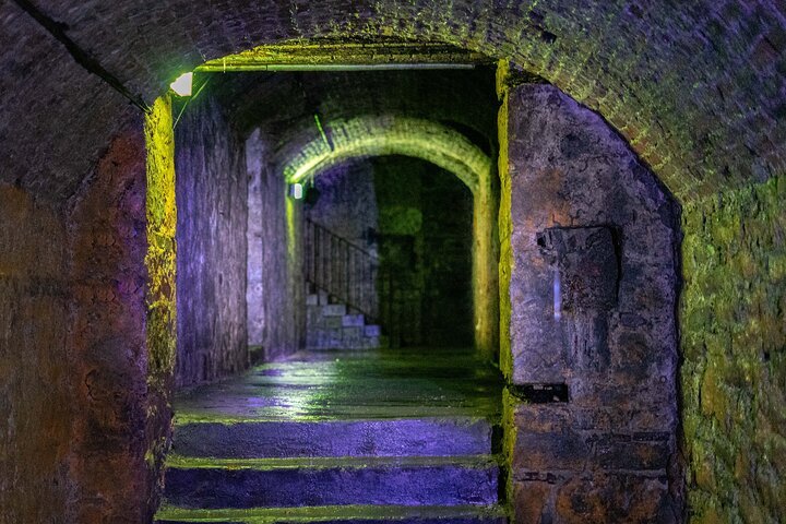 Underground Vaults Walking Tour in Edinburgh Old Town