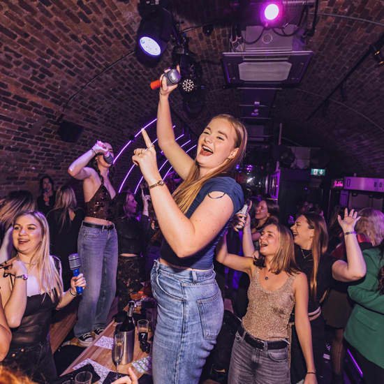 Old Skool Bingo London – DUO