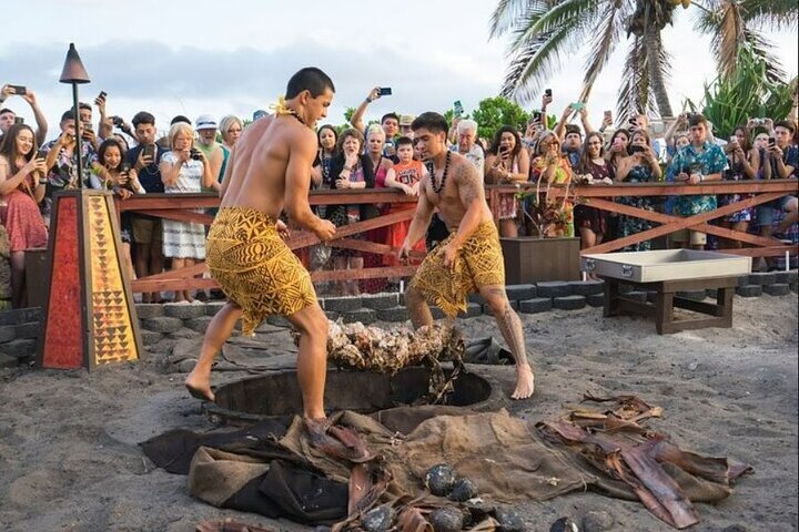 Oahu: Germaine’s Luau