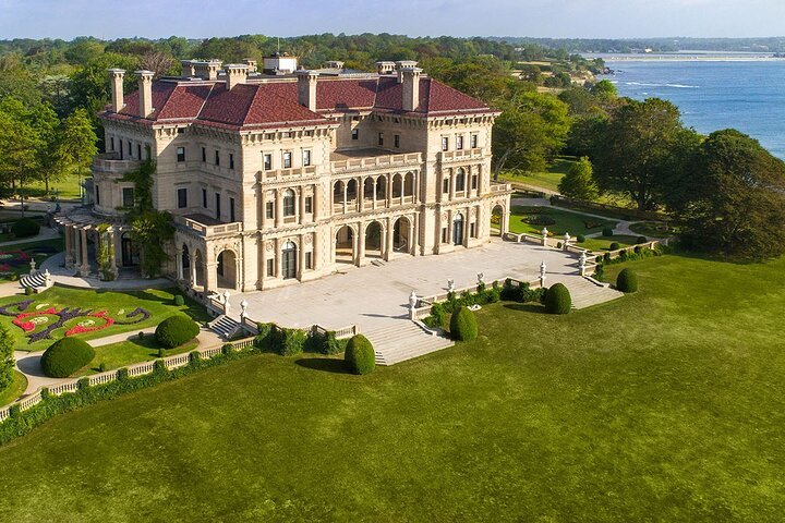 Boston to Newport: Breakers, Marble House Small Group Max 12 Tour