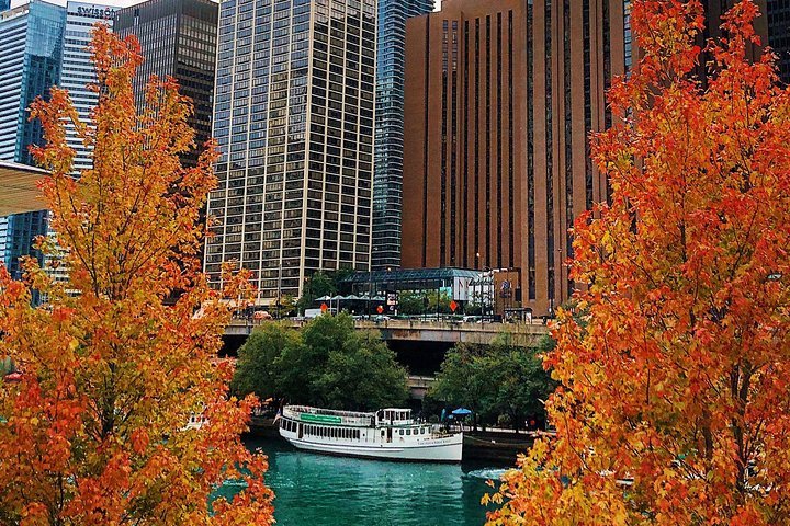 Chicago Architecture Center River Cruise aboard First Lady