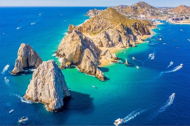 Cabo San Lucas Arch and Lover’s Beach Boat Tour