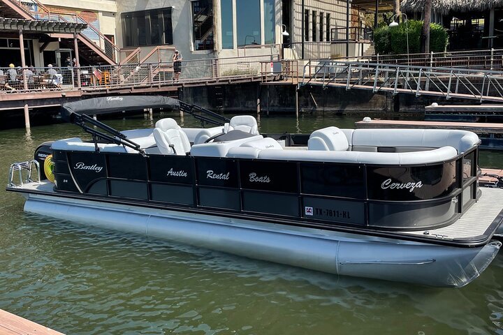 Lake Austin Private Boat – 2 Hour, Cooler, Swim, BYOB, Float Pad