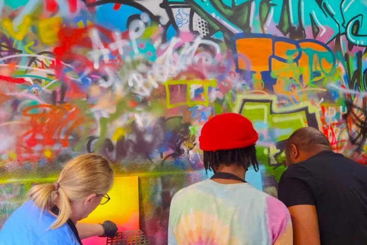 BYOB Spray Paint and Sip at Studio W.I.P.